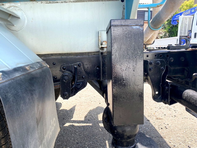 いすゞエルフ散水車小型（2t・3t）[写真16]