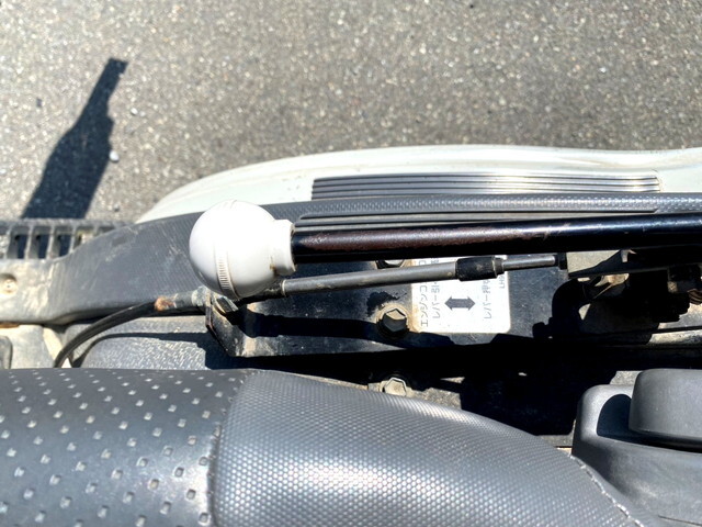 いすゞエルフ散水車小型（2t・3t）[写真37]