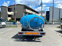 いすゞエルフ散水車小型（2t・3t）[写真07]