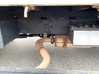 三菱ふそうファイター平ボディ中型（4t）[写真13]