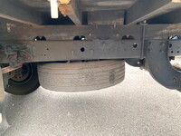 三菱ふそうファイター平ボディ中型（4t）[写真20]