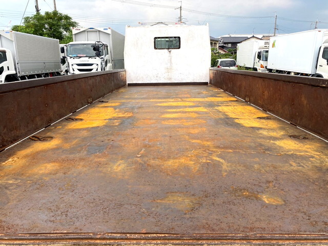 三菱ふそうファイター平ボディ中型（4t）[写真08]