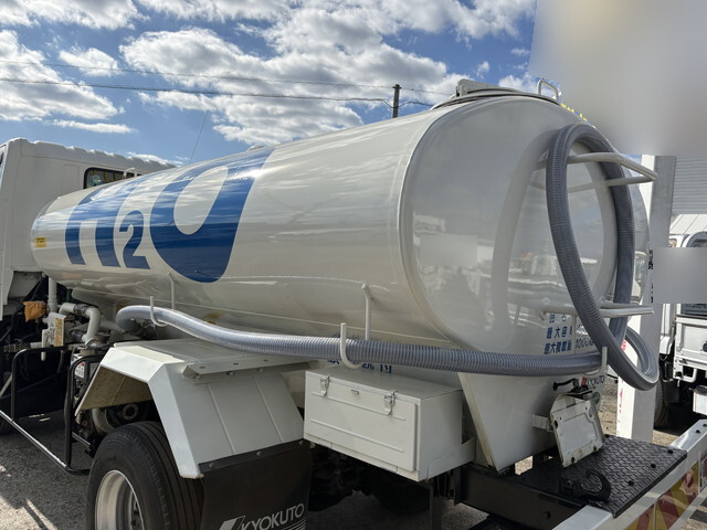 日野デュトロ散水車小型（2t・3t）[写真12]