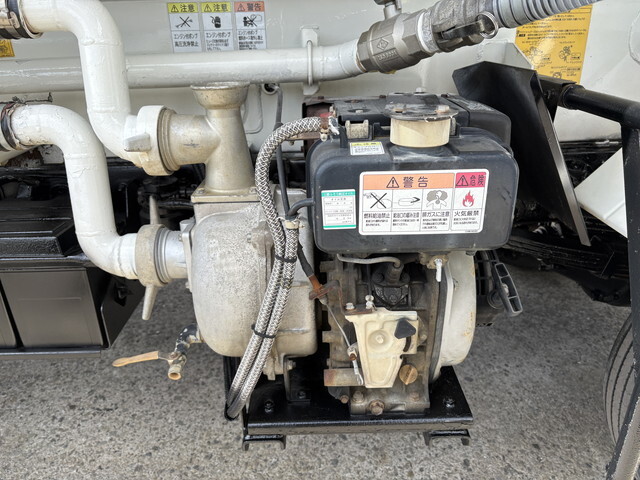 日野デュトロ散水車小型（2t・3t）[写真14]