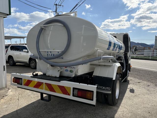 日野デュトロ散水車小型（2t・3t）[写真02]