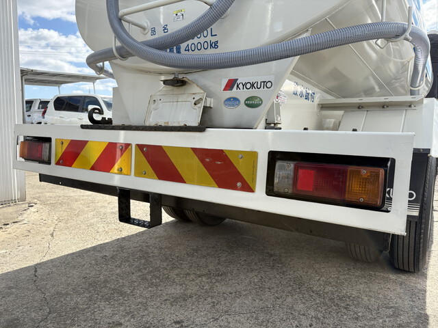 日野デュトロ散水車小型（2t・3t）[写真23]