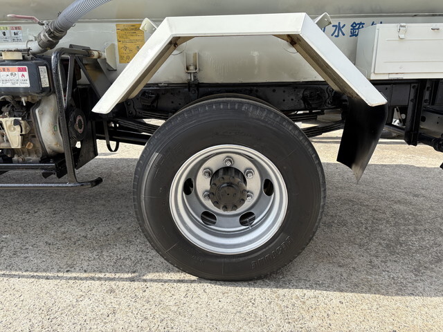 日野デュトロ散水車小型（2t・3t）[写真34]