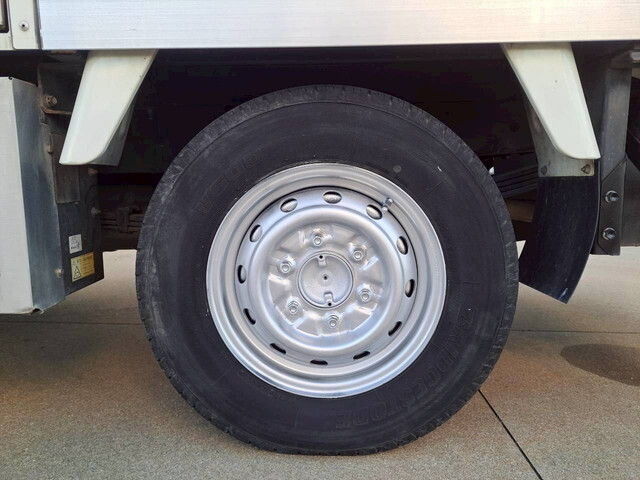 マツダその他の車種冷凍車（冷蔵車）小型（2t・3t）[写真19]