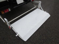 いすゞエルフダブルキャブ（Wキャブ）小型（2t・3t）[写真11]