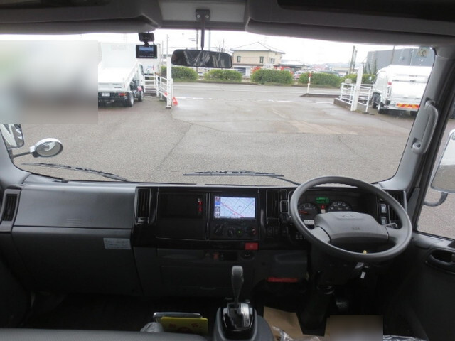 いすゞエルフダブルキャブ（Wキャブ）小型（2t・3t）[写真14]