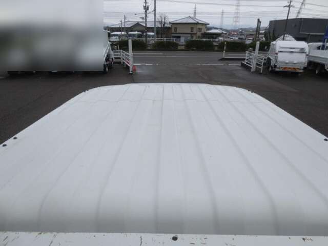 いすゞエルフダブルキャブ（Wキャブ）小型（2t・3t）[写真16]