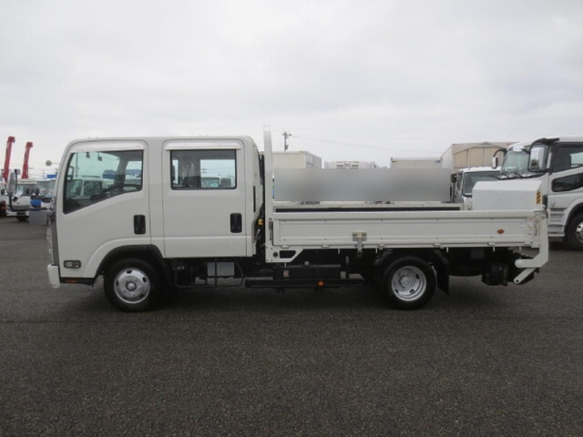 いすゞエルフダブルキャブ（Wキャブ）小型（2t・3t）[写真08]