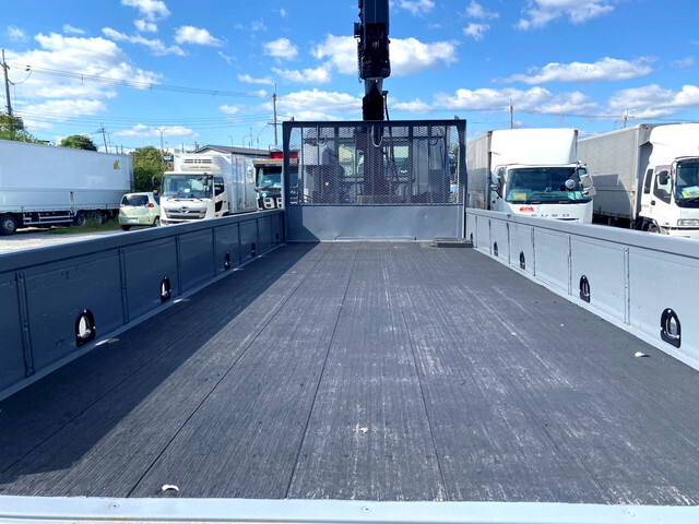 いすゞフォワードクレーン4段中型（4t）[写真08]