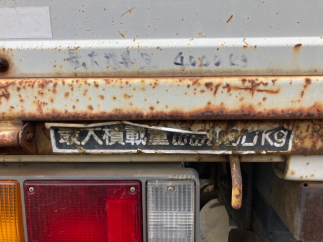 いすゞエルフ平ボディ小型（2t・3t）[写真12]