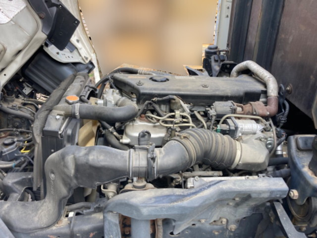 いすゞエルフ平ボディ小型（2t・3t）[写真24]