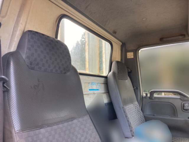 いすゞエルフ平ボディ小型（2t・3t）[写真30]