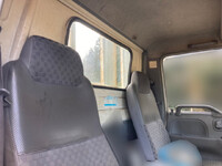 いすゞエルフ平ボディ小型（2t・3t）[写真31]