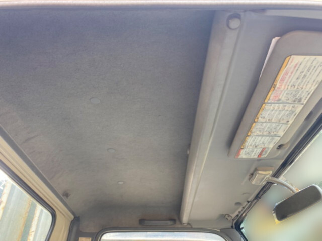 いすゞエルフ平ボディ小型（2t・3t）[写真32]