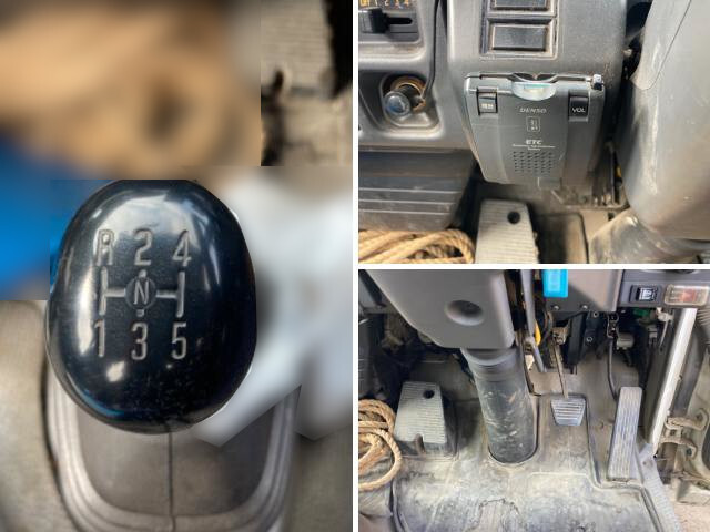 いすゞエルフ平ボディ小型（2t・3t）[写真35]