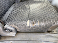 いすゞエルフ平ボディ小型（2t・3t）[写真37]