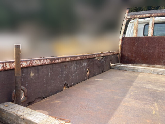 いすゞエルフ平ボディ小型（2t・3t）[写真09]