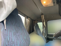 いすゞフォワードクレーン4段増トン（6t・8t）[写真32]