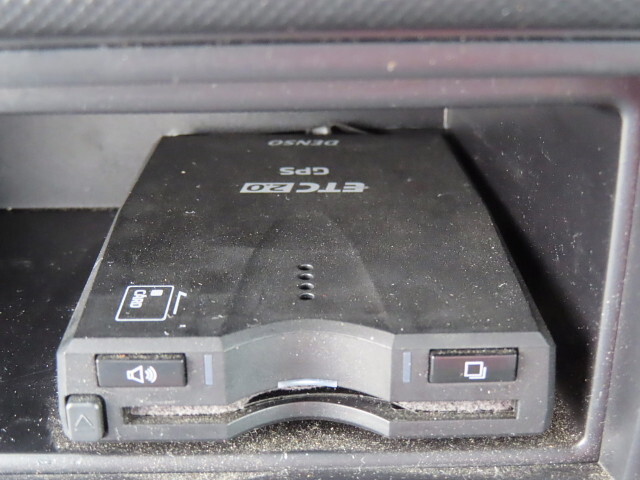 日野デュトロ平ボディ小型（2t・3t）[写真24]