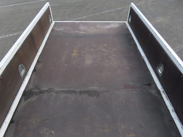 日野デュトロ平ボディ小型（2t・3t）[写真29]