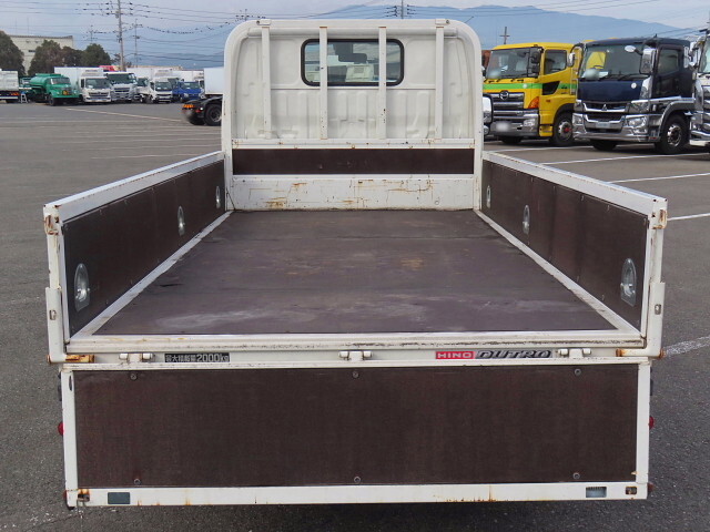 日野デュトロ平ボディ小型（2t・3t）[写真07]