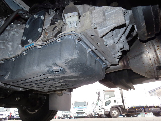 日野デュトロ平ボディ小型（2t・3t）[写真08]