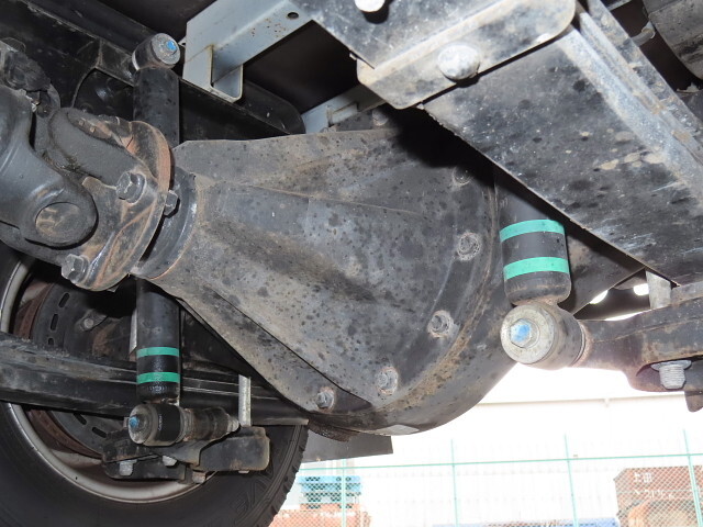 日野デュトロ平ボディ小型（2t・3t）[写真09]