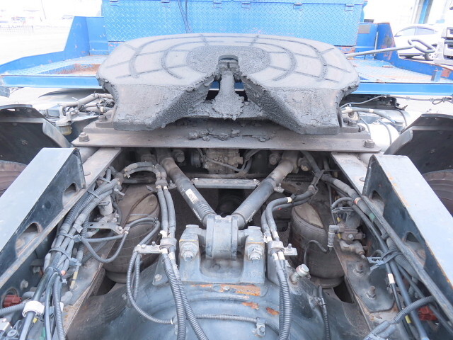 いすゞギガトレーラーヘッド（トラクターヘッド）大型（10t）[写真20]