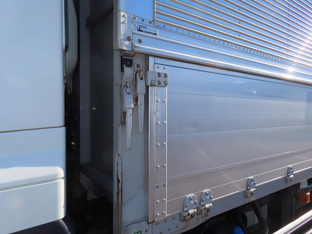 日野プロフィアアルミウイング大型（10t）[写真27]