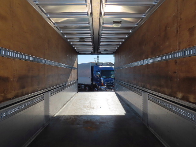 日野プロフィアアルミウイング大型（10t）[写真30]