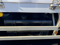 UDトラックスクオンアルミウイング大型（10t）[写真30]