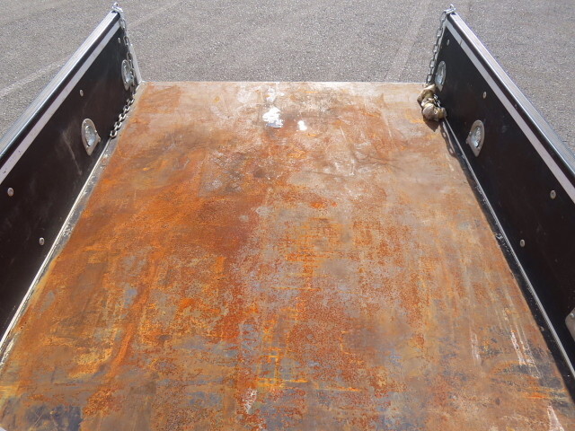 いすゞエルフクレーン3段小型（2t・3t）[写真11]