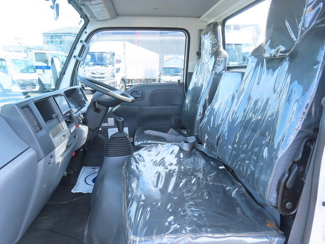 いすゞエルフクレーン3段小型（2t・3t）[写真25]