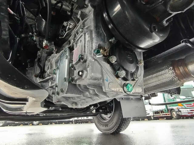 日野レンジャー冷凍車（冷蔵車）中型（4t）[写真22]