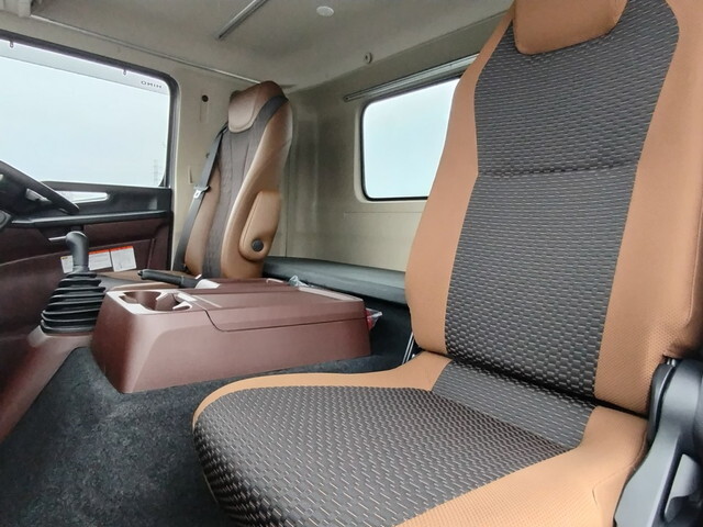 日野レンジャー冷凍車（冷蔵車）中型（4t）[写真24]