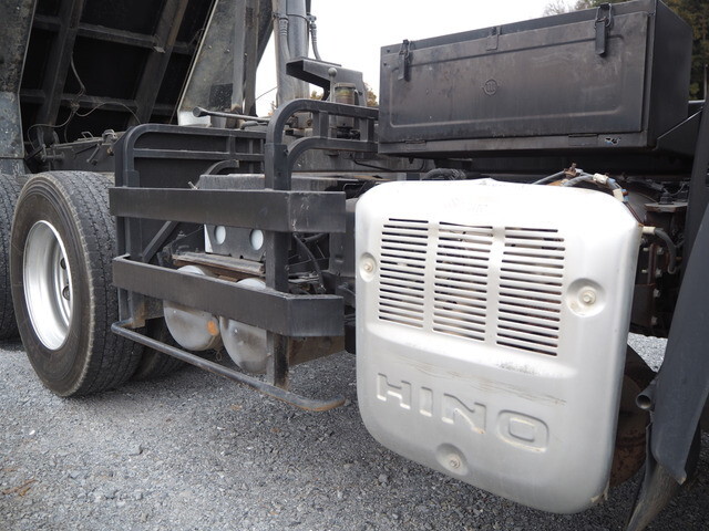 日野プロフィアダンプ大型（10t）[写真12]