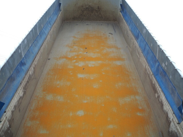 日野プロフィアダンプ大型（10t）[写真22]