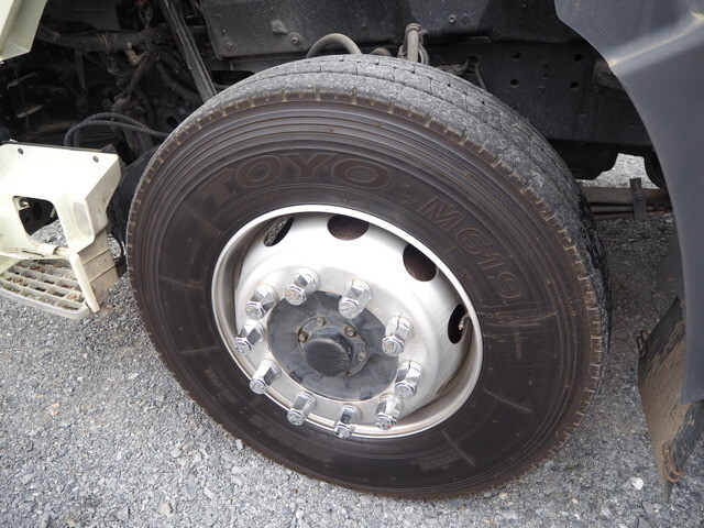 日野プロフィアダンプ大型（10t）[写真30]