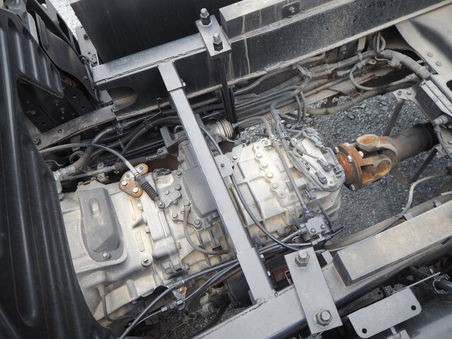 日野プロフィアダンプ大型（10t）[写真32]