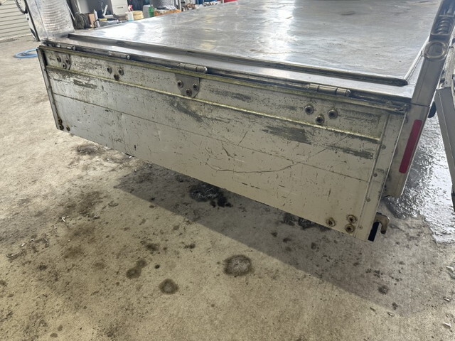 トヨタダイナアルミブロック小型（2t・3t）[写真18]