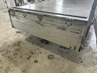 トヨタダイナアルミブロック小型（2t・3t）[写真19]