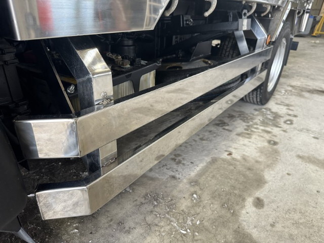 トヨタダイナアルミブロック小型（2t・3t）[写真29]