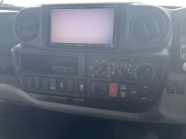 トヨタダイナアルミブロック小型（2t・3t）[写真34]