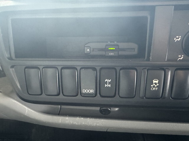 トヨタダイナアルミブロック小型（2t・3t）[写真35]