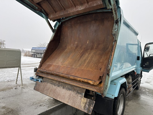 三菱ふそうファイターパッカー車（塵芥車）増トン（6t・8t）[写真15]