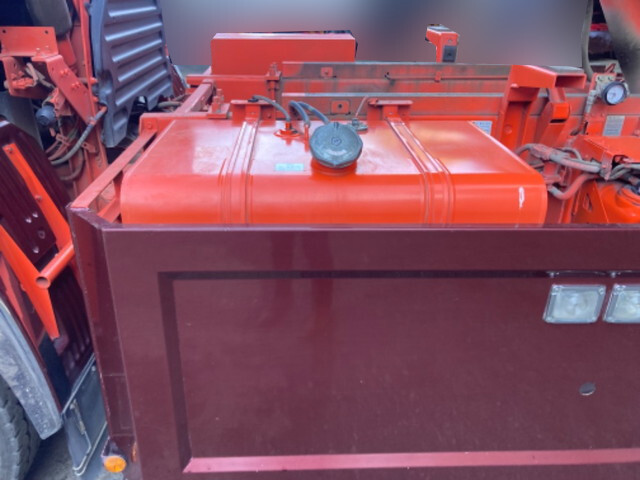 日野プロフィアダンプ大型（10t）[写真19]